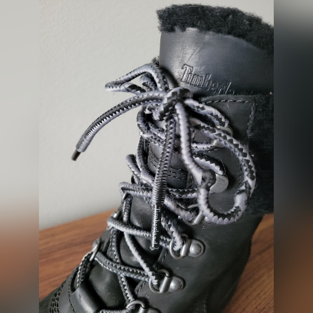 TIMBERLAND Courmayeur Valley lace up shearling lined leather ankle boots - Picture 11 of 12